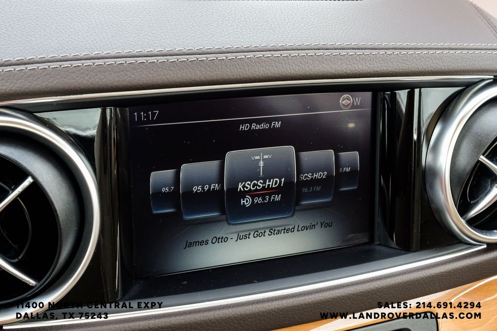 Used 2018 White Mercedes-Benz SL 550 image 38