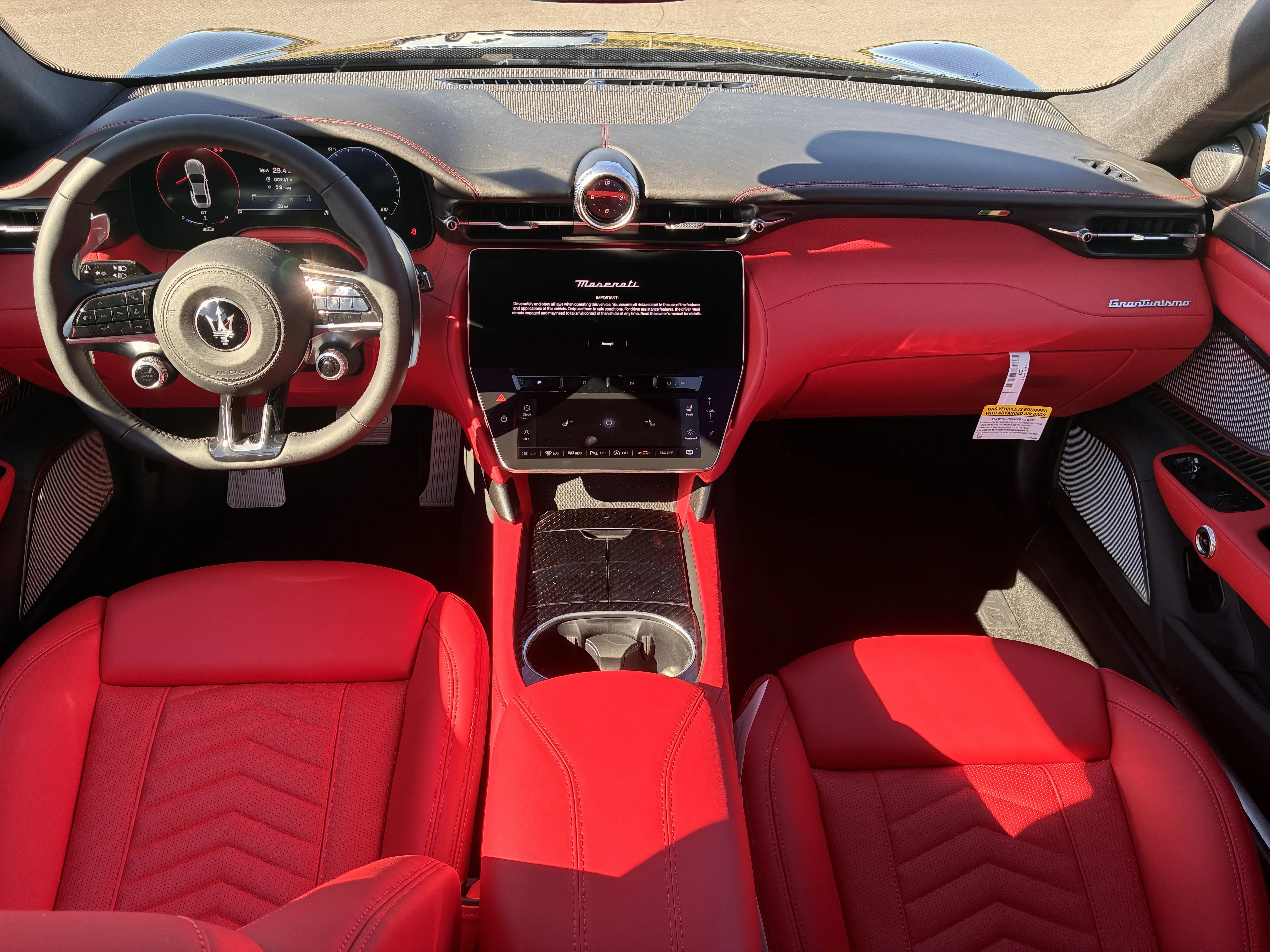 New 2025 NERO ASSOLUTO Maserati  image 2