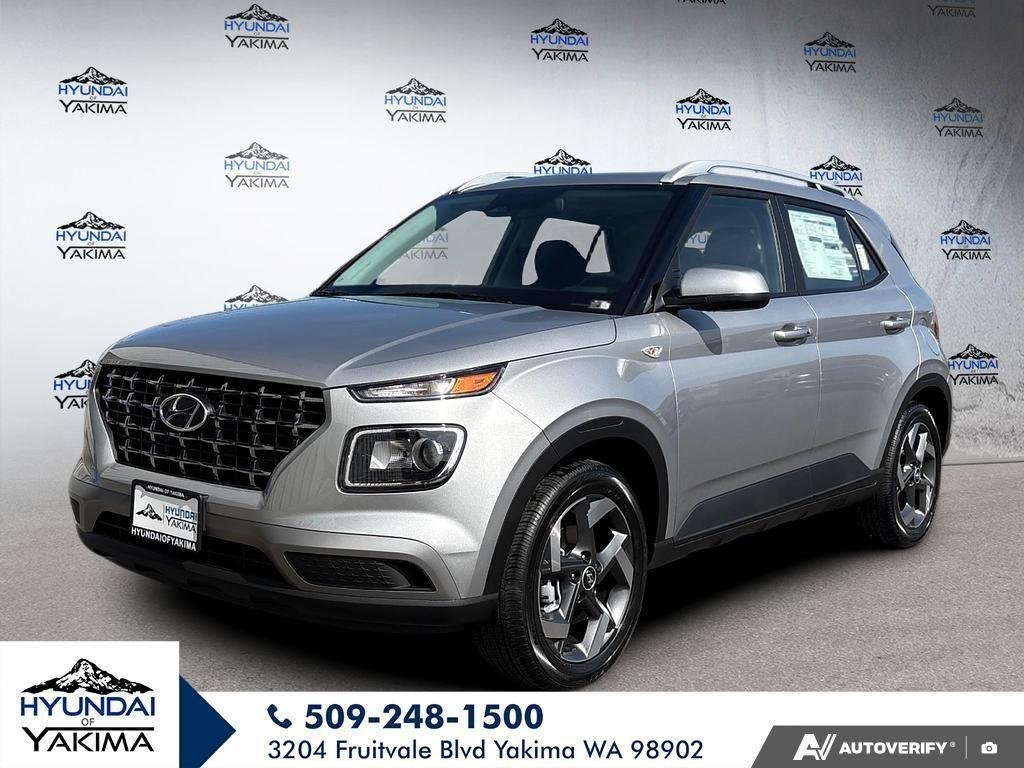 2026 Hyundai Venue SEL w/ 2-Tone Roof IVT's photo