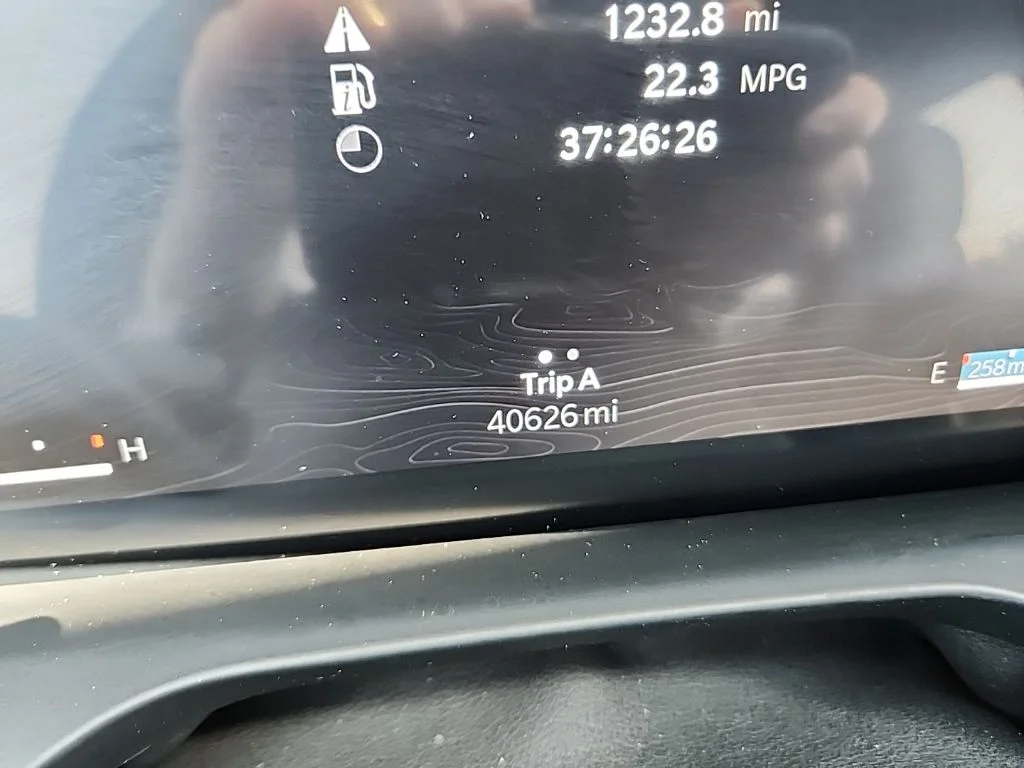 Used 2024 Gray Jeep Altitude X image 21