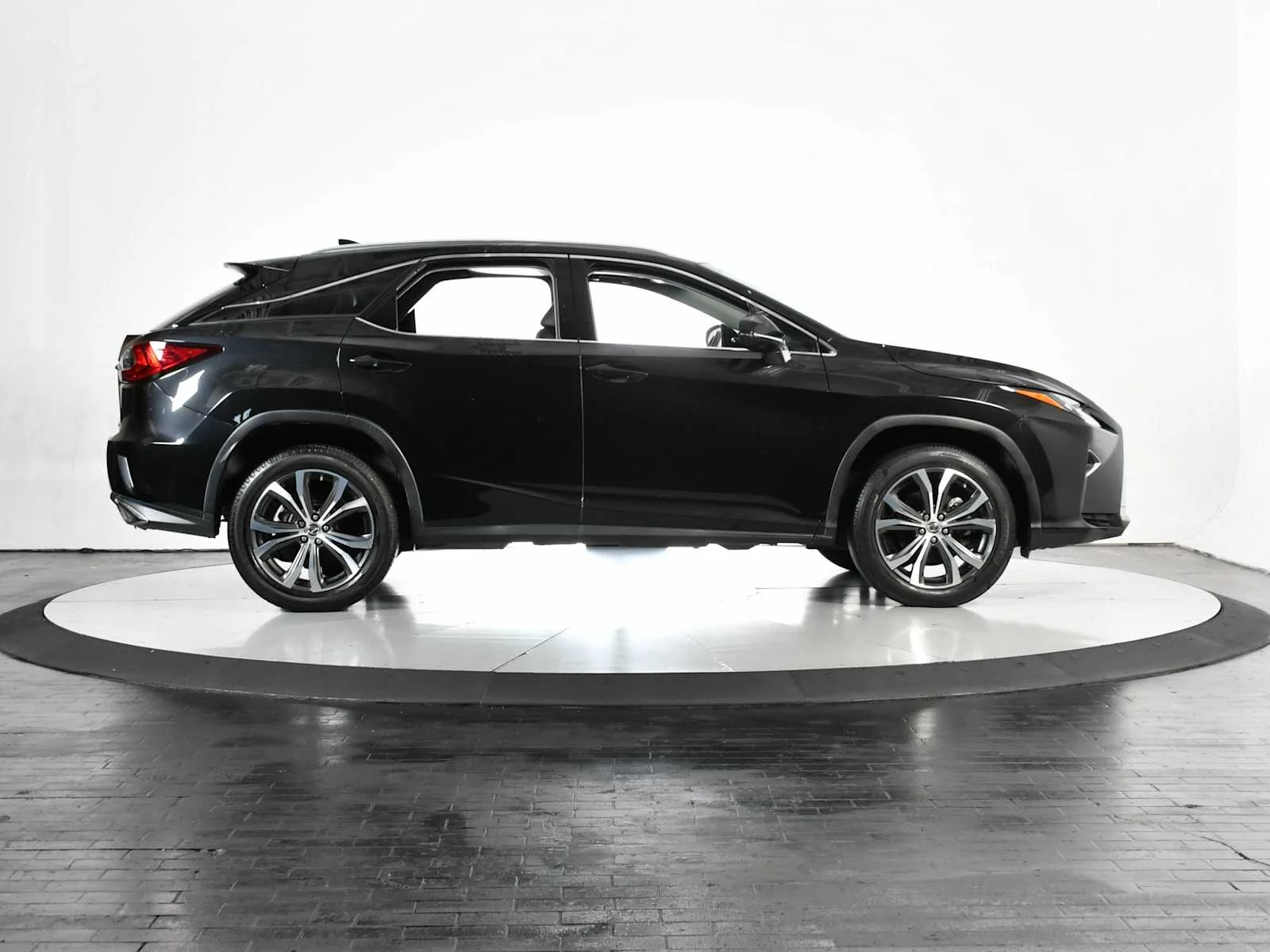 Used 2019 Caviar Lexus  image 8