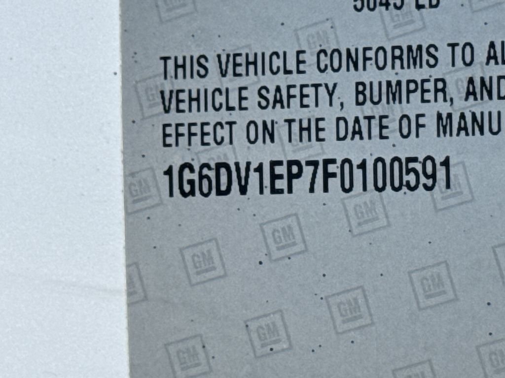 Used 2015 White Cadillac Base image 29