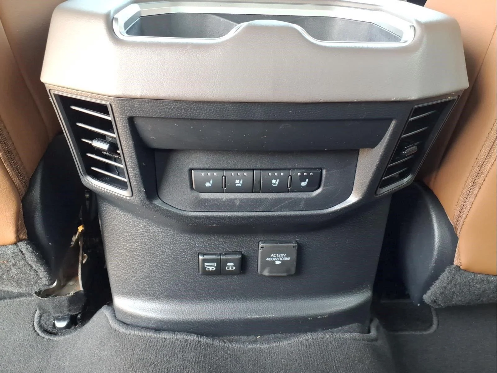Used 2024 Wind Chill Pearl Toyota 1794 Edition HV image 10