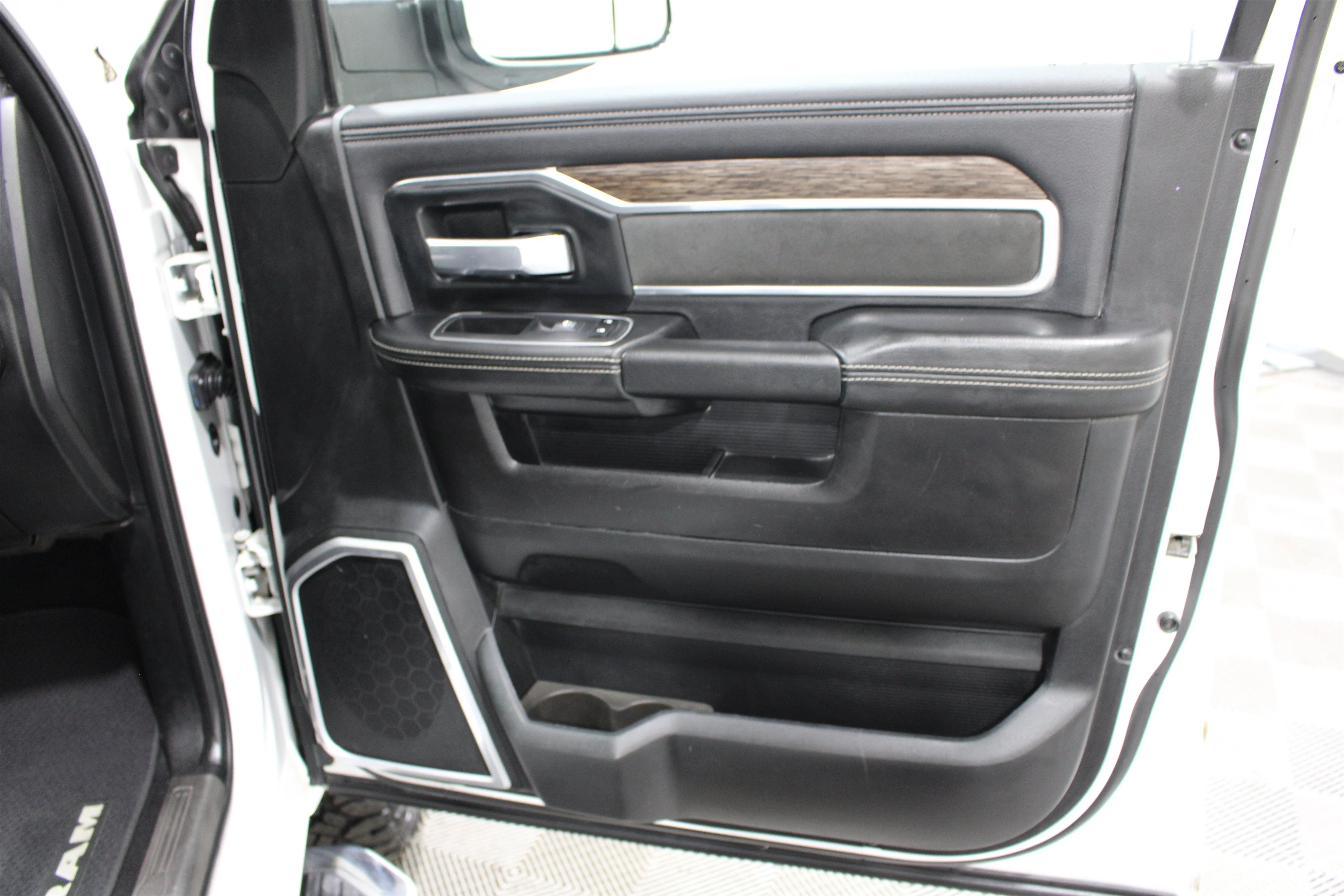 2019 RAM Ram 2500 Pickup Laramie - Photo 24