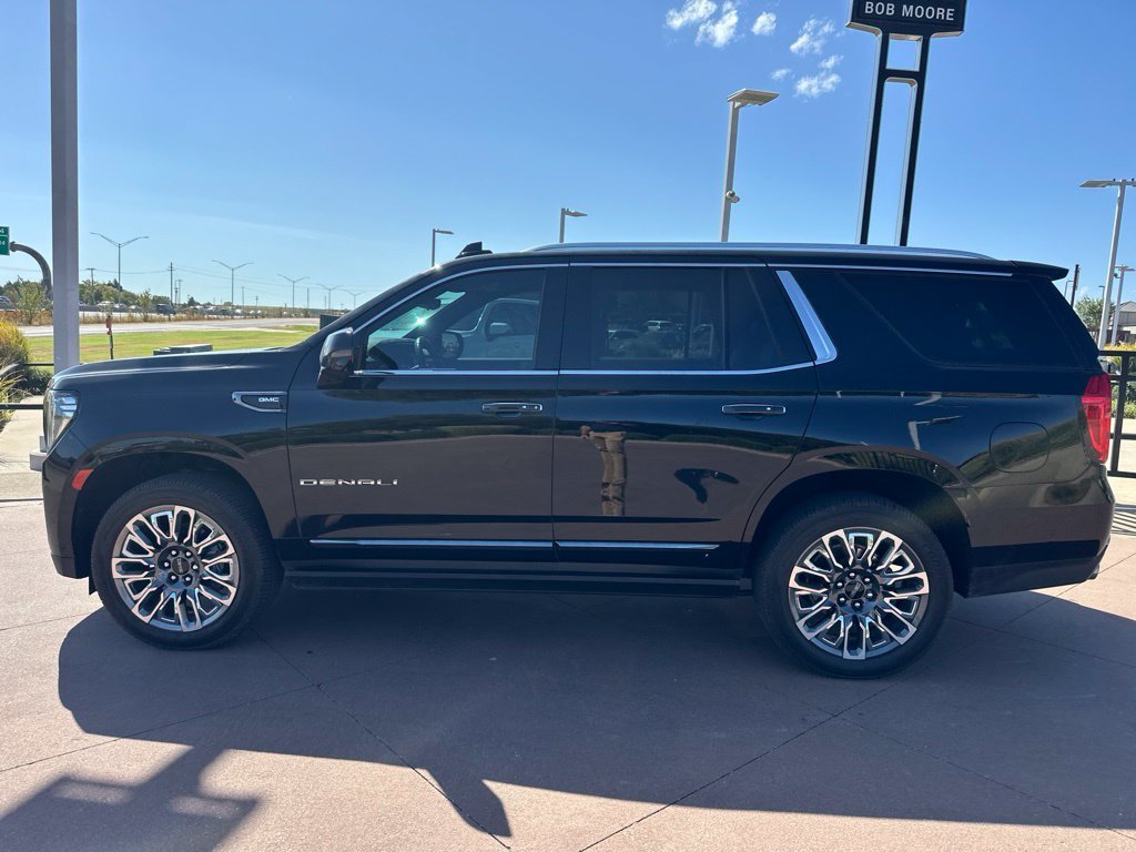 Used 2023 Black GMC Denali Ultimate image 4