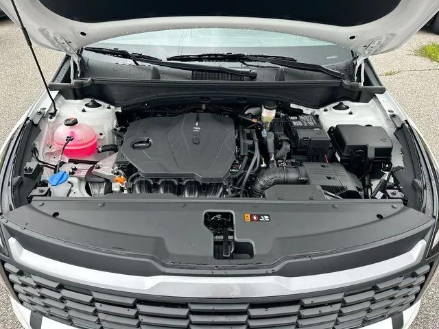 New 2026 Glacial White Pearl Kia LX image 19