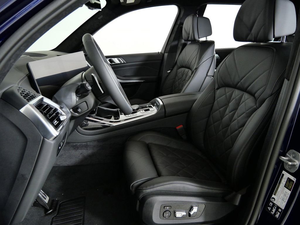 2026 BMW X7 40i - Photo 36