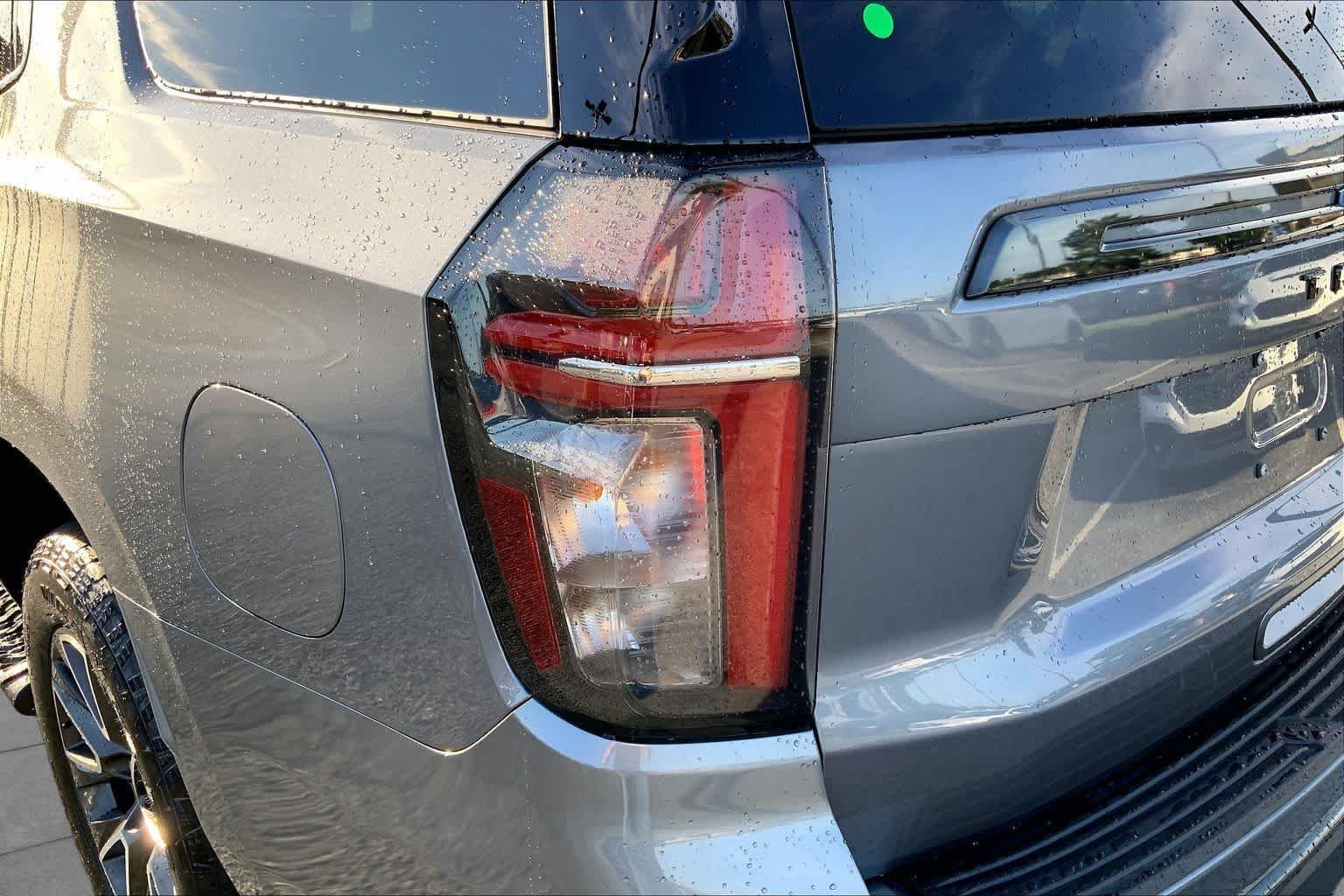 Used 2022 Satin Steel Metallic Chevrolet Z71 image 27