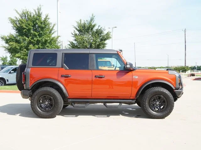 Used 2023 Red Ford Wildtrak image 10