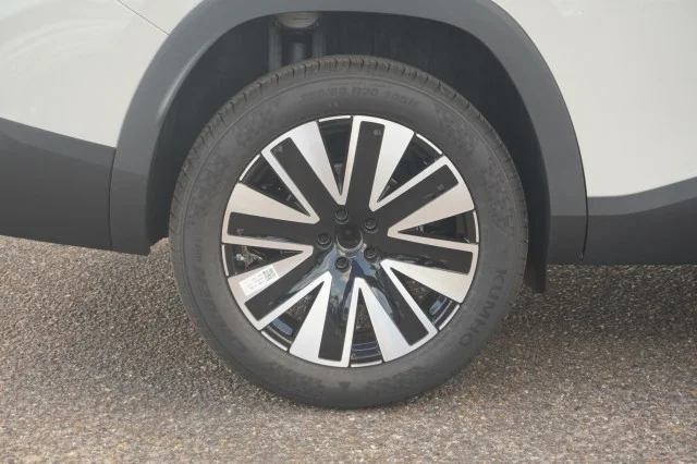 New 2027 Sandstone Volkswagen SE w/Technology image 6