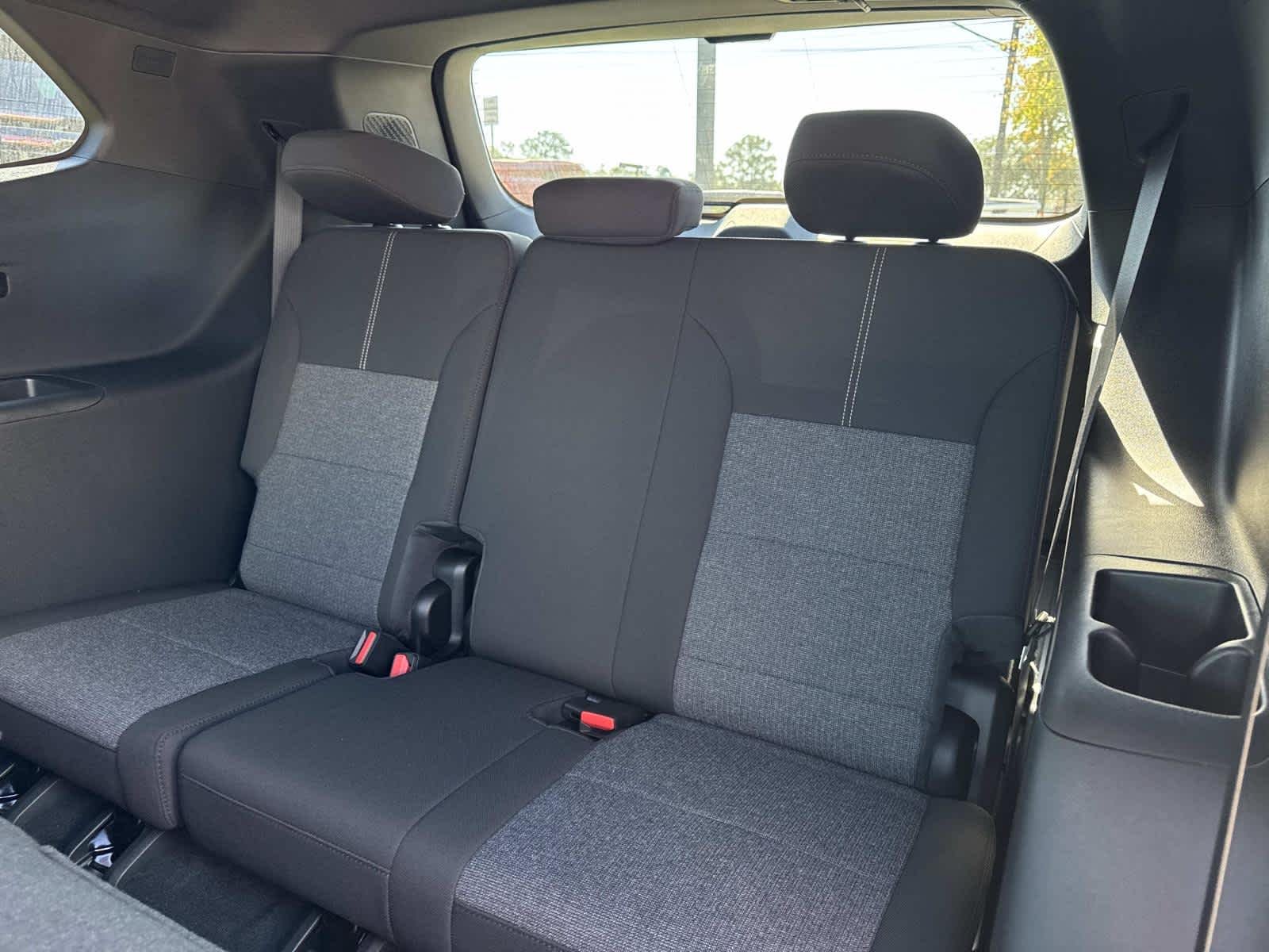 2026 GMC Acadia Elevation - Photo 8