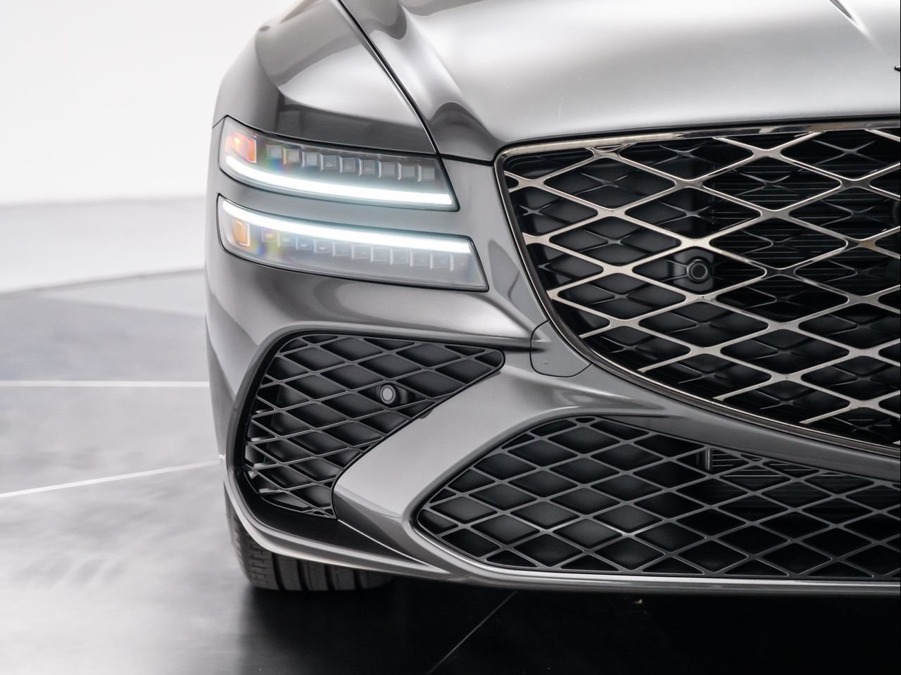New 2026 Makalu Gray Genesis 2.5T SPORT PRESTIGE image 14