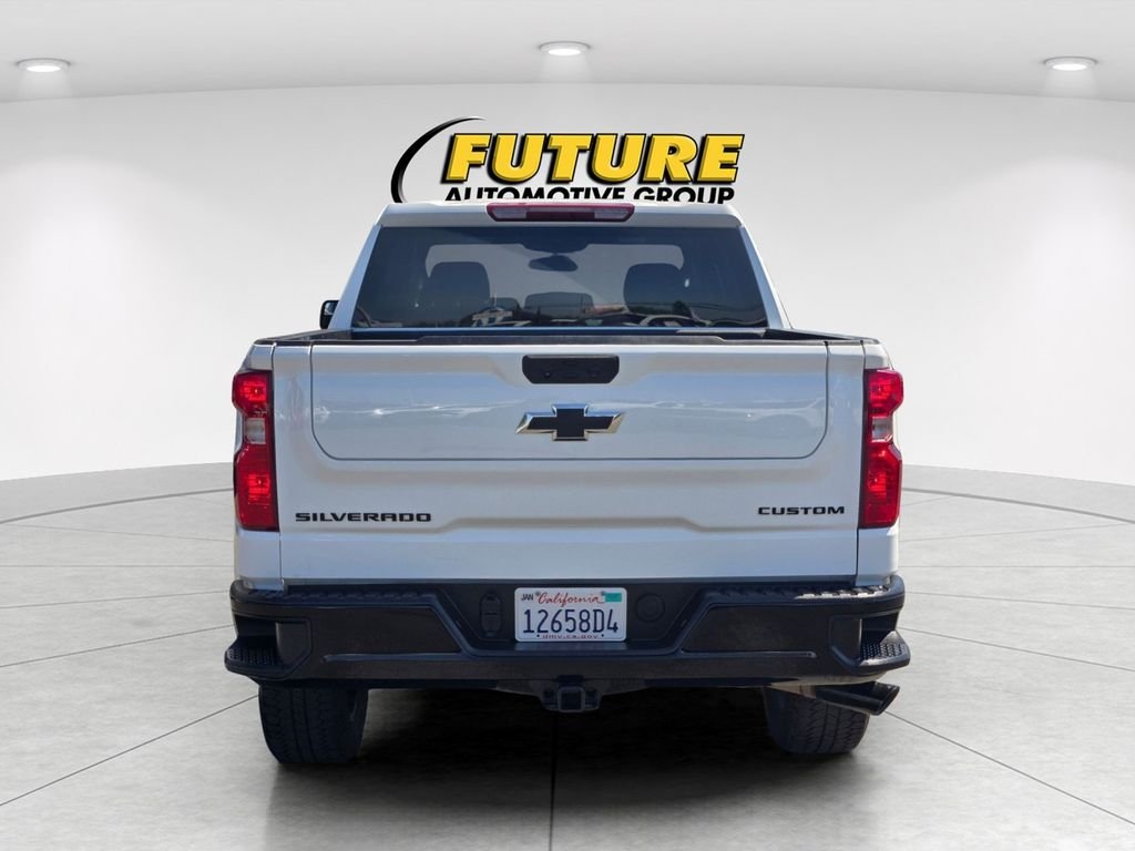 Used 2025 White Chevrolet Custom Trail Boss image 5