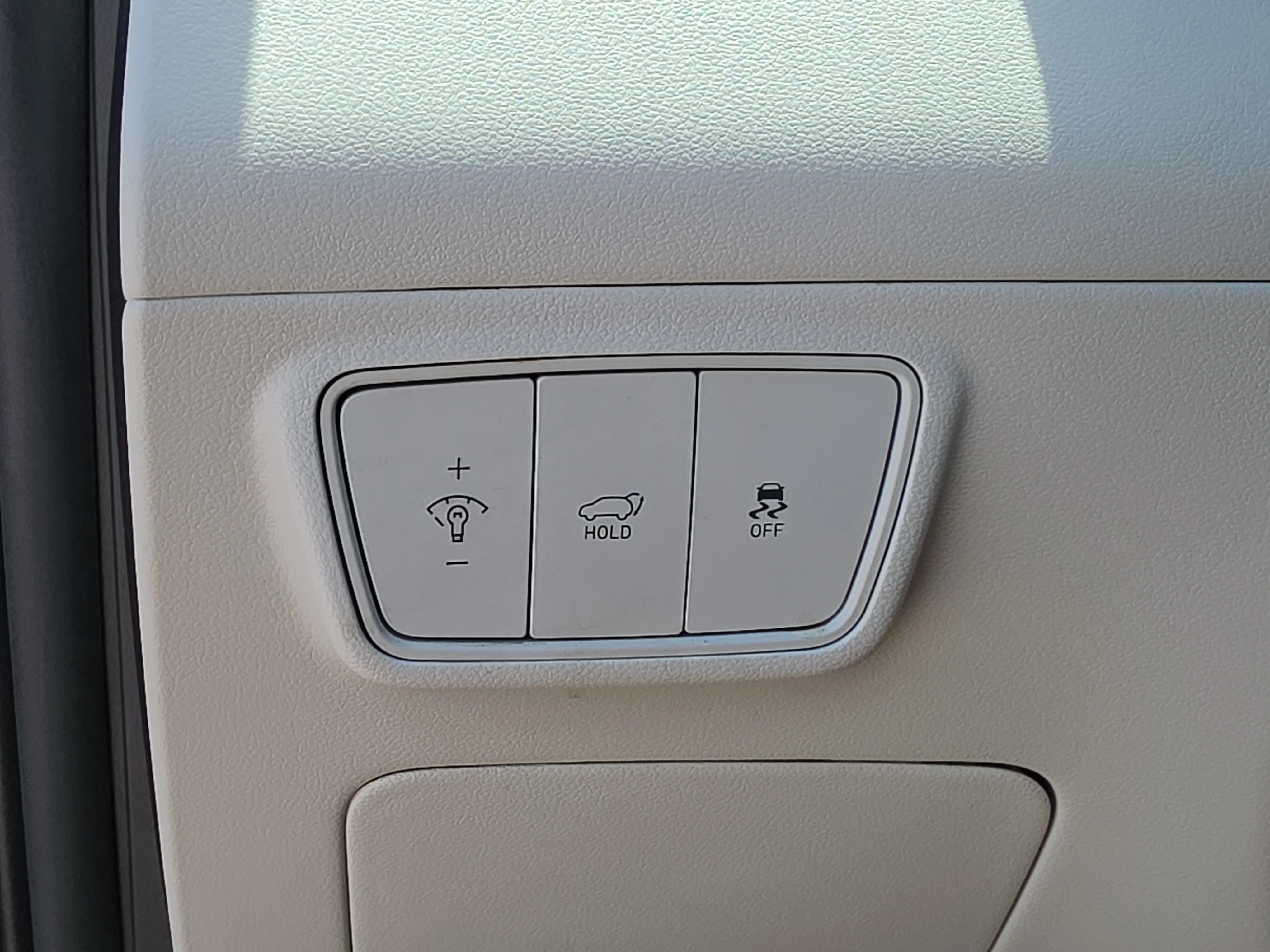 Used 2023 Portofino Gray Hyundai SEL image 28