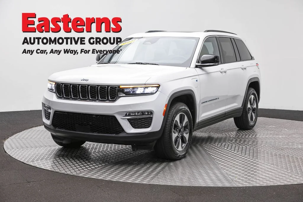Used 2024 White Jeep 4xe image 1
