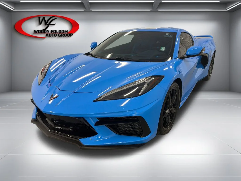 Used 2021 RAPID BLUE Chevrolet 3LT image 3