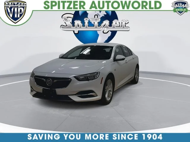 Used 2018 White Buick Preferred image 4