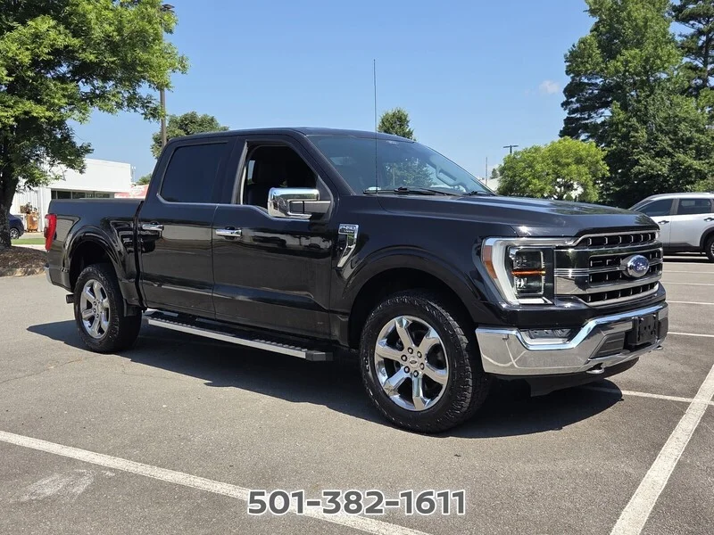 Used 2021 Black Metallic FORD LARIAT 4WD SUPERCREW 5.5