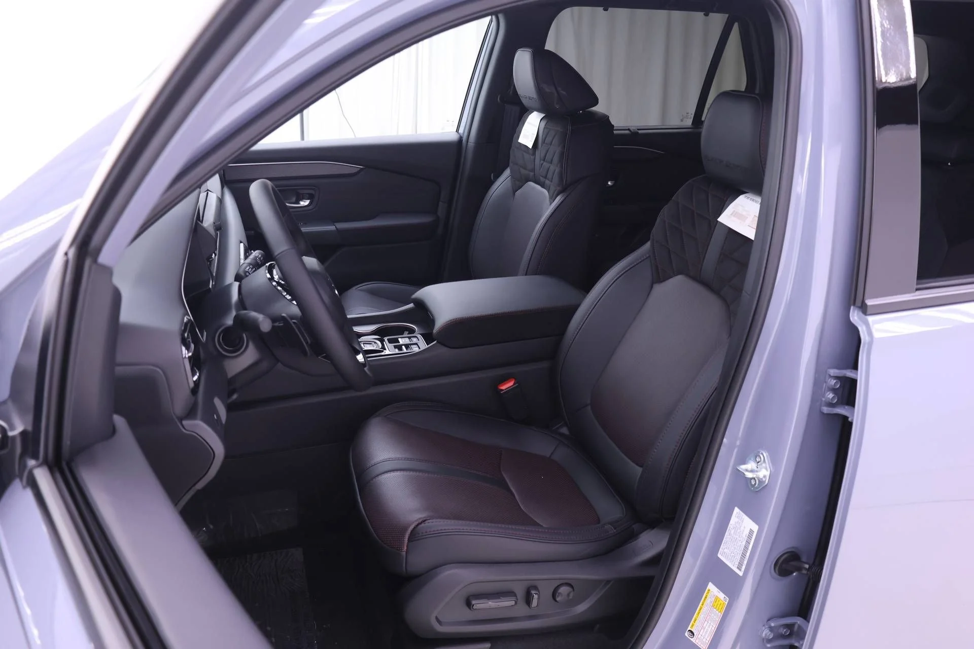 New 2026 Sonic Gray Pearl Honda Black Edition image 4