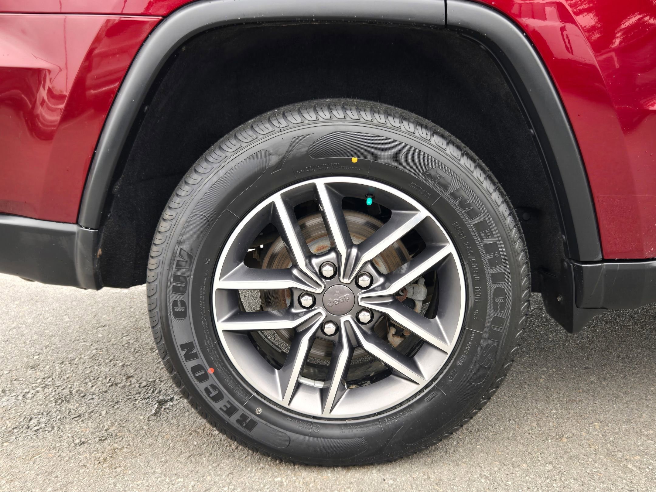 Used 2019 Velvet Red Pearlcoat Jeep Limited image 17
