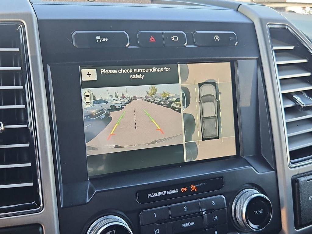 Used 2018 Shadow Black Ford Platinum image 19