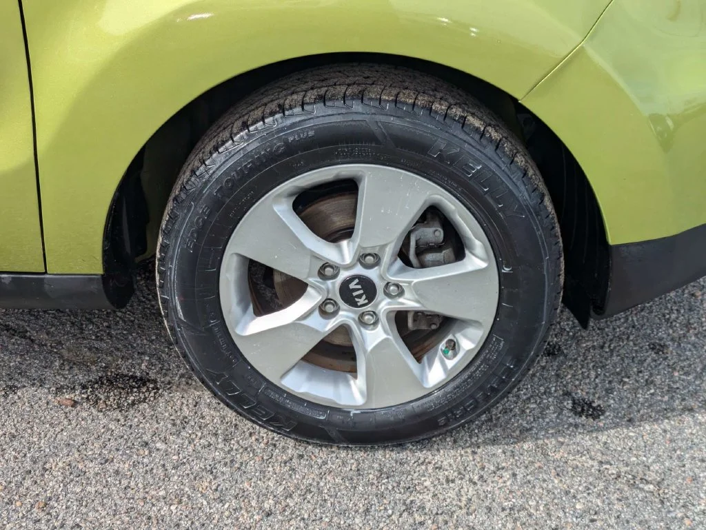 Certified Used 2019 Alien II Kia Base image 11
