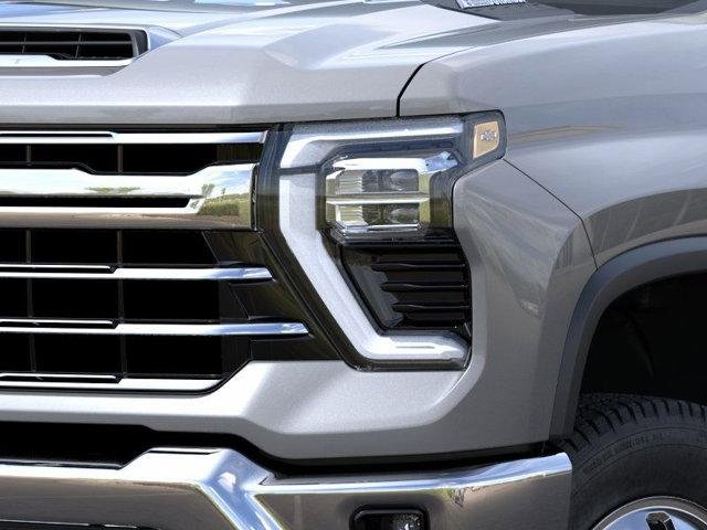 2026 Chevrolet Silverado 3500 HD LTZ - Photo 10