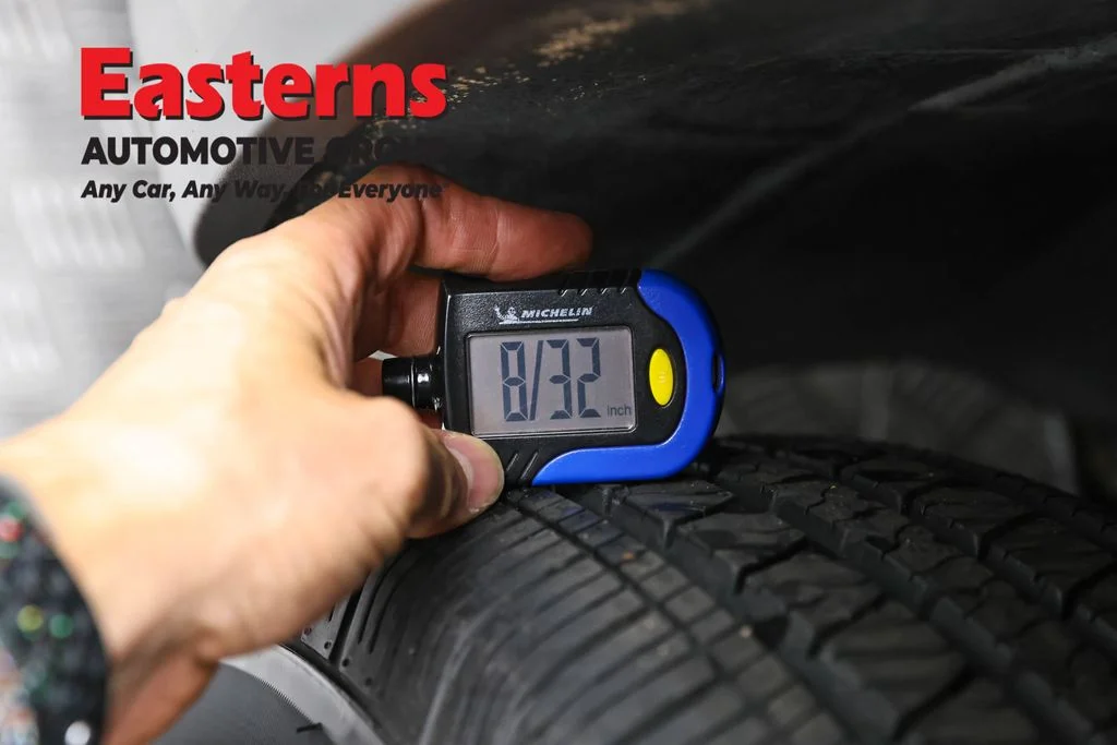 Used 2020 Blue Jeep Sport image 27