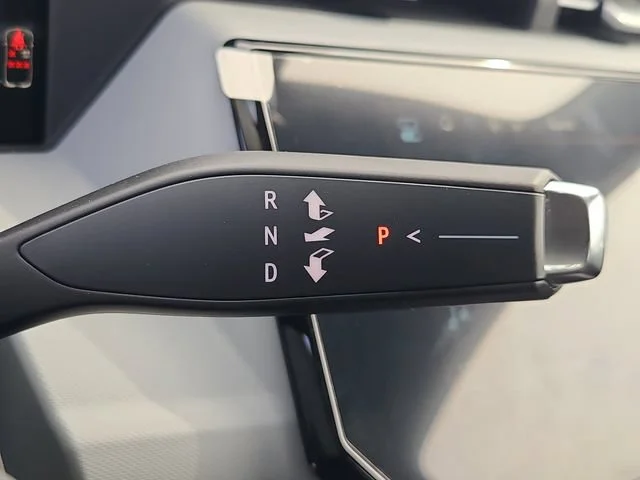 New 2027 Mosaic Black Metallic Chevrolet LT image 29