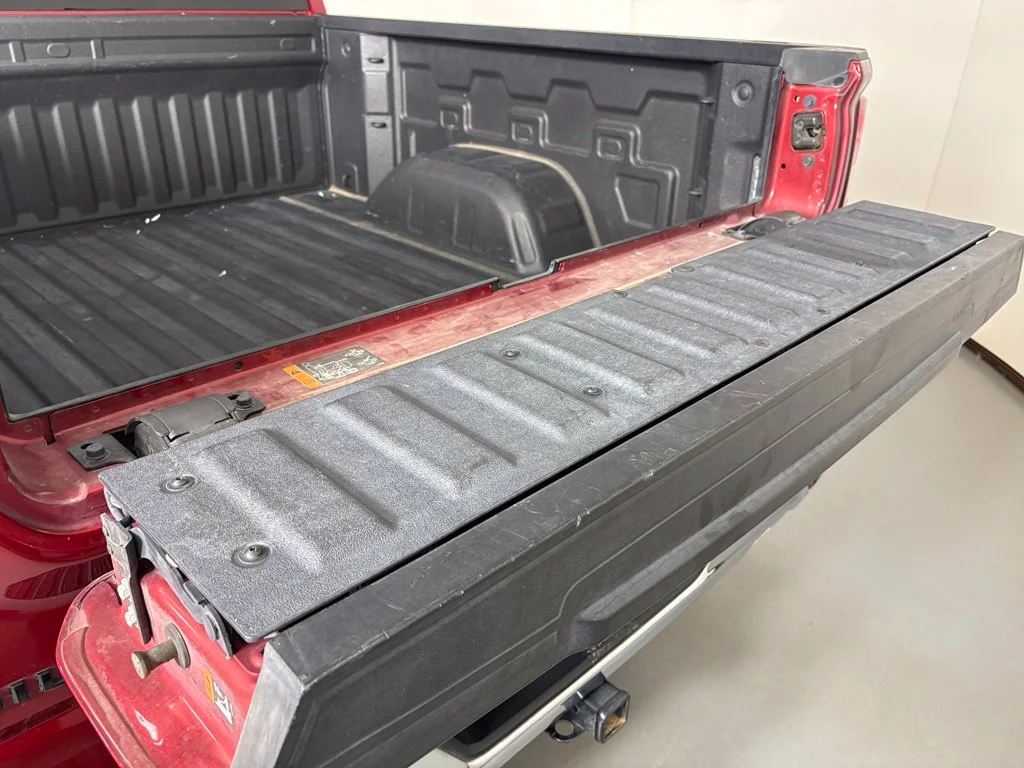 Used 2022 Red Chevrolet LT image 44