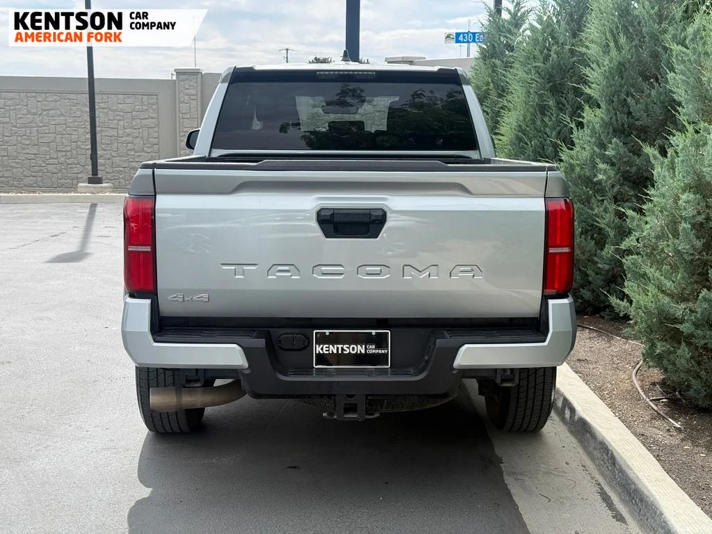 Used 2025 Silver Toyota SR5 image 6