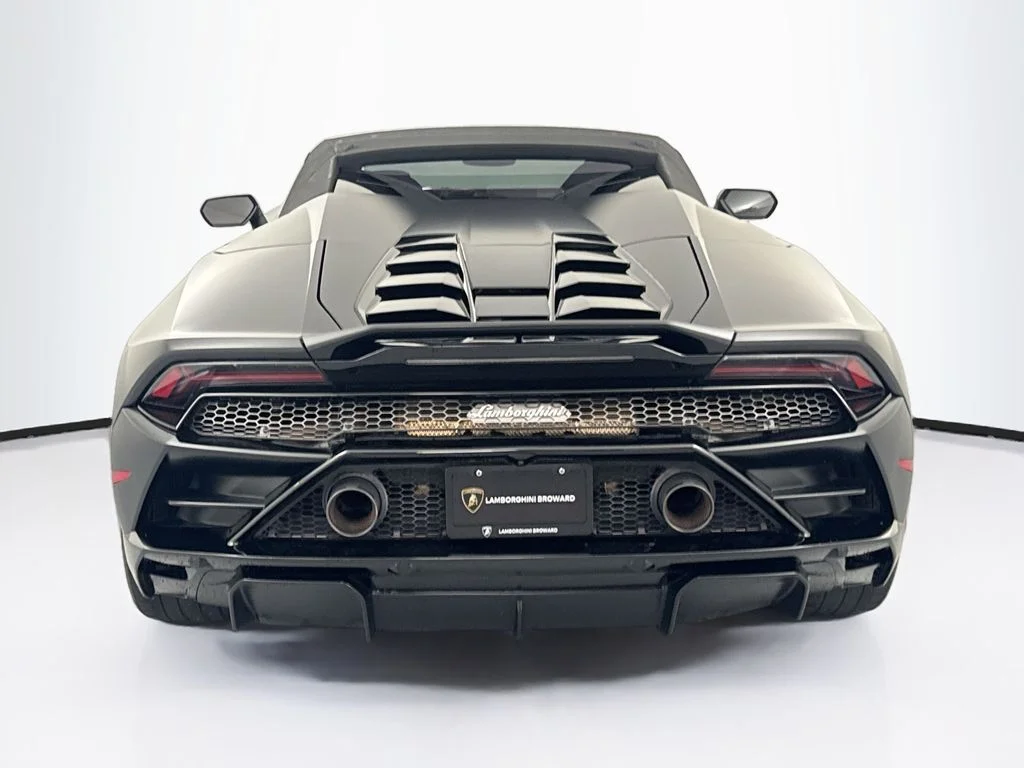 Used 2021 Black Lamborghini  image 33