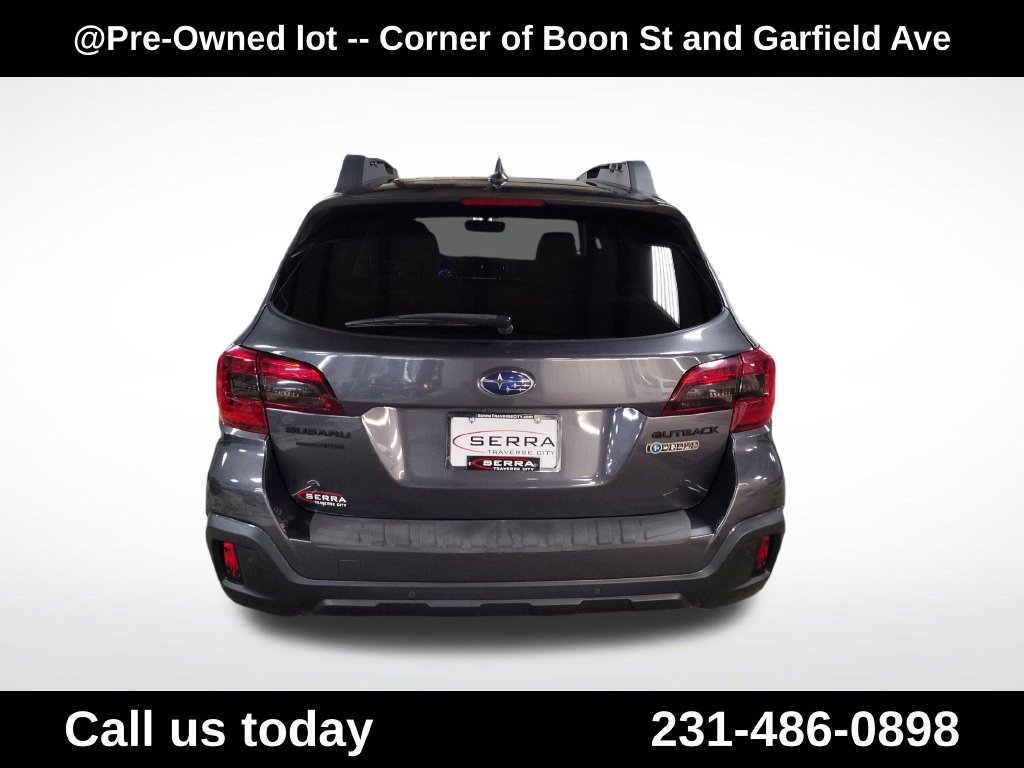 Used 2018 Gray Subaru 2.5i image 4