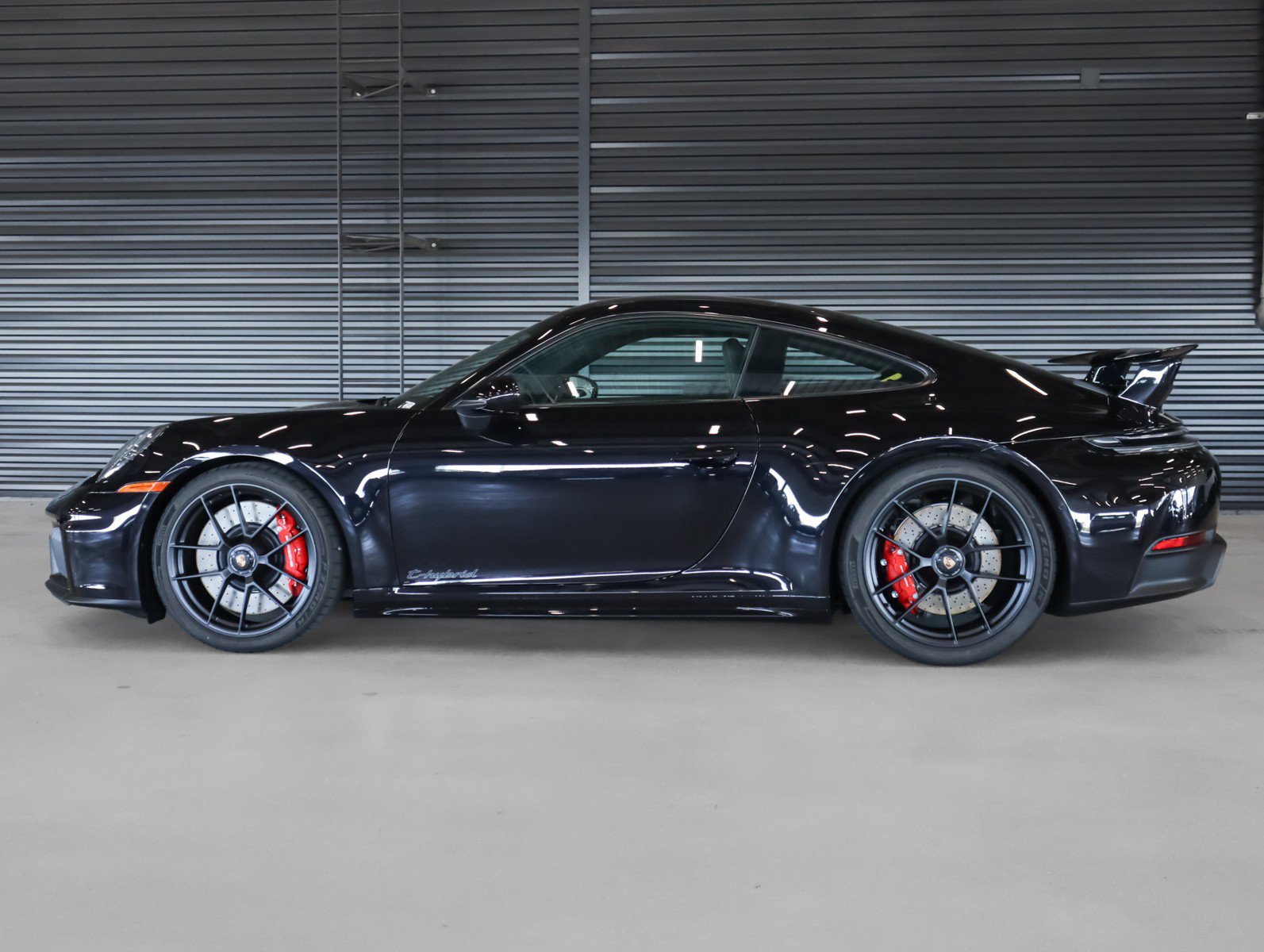New 2026 Jet Black Metallic Porsche Carrera 4 GTS image 2