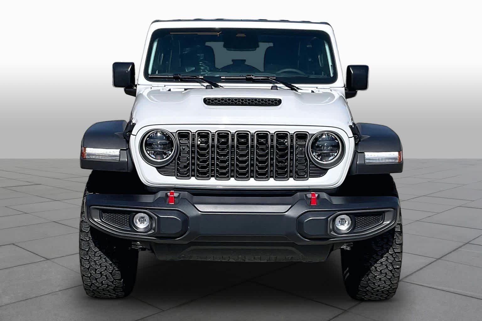 Used 2026 Bright White Clearcoat Jeep Rubicon image 4