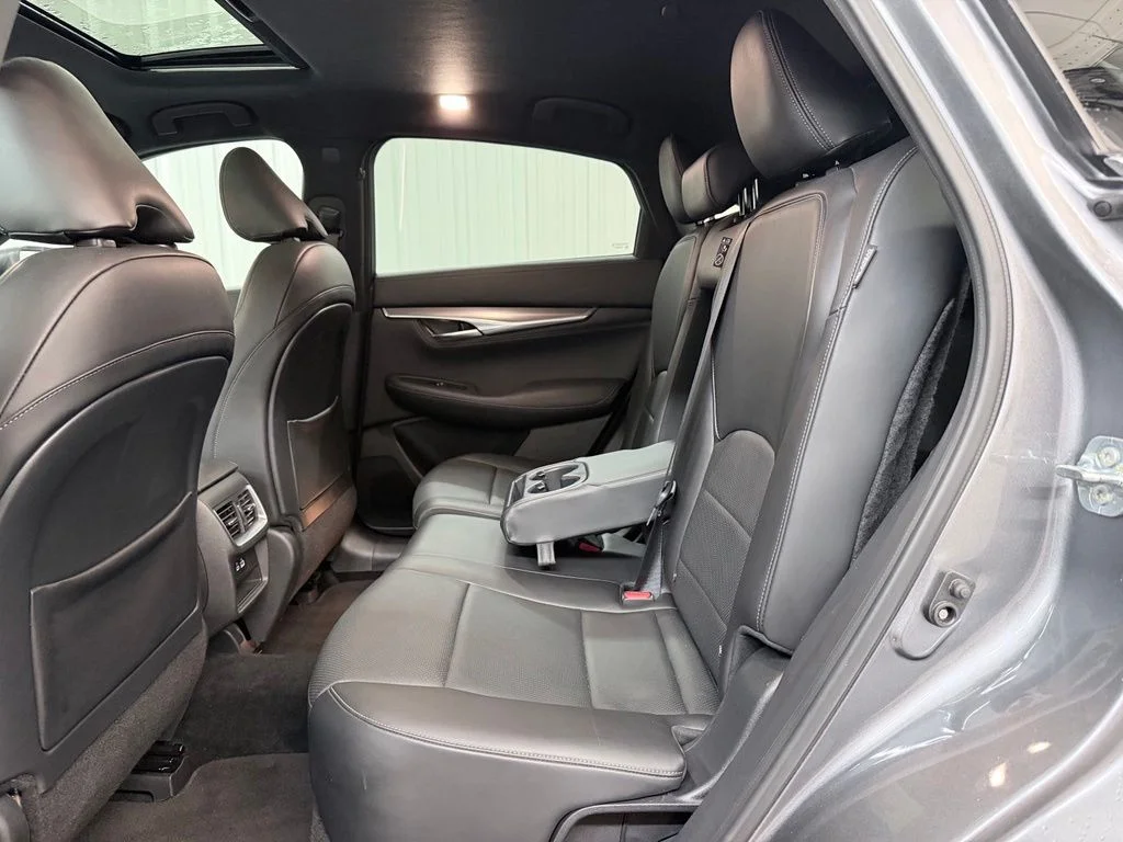 Used 2023 Gray INFINITI LUXE image 27