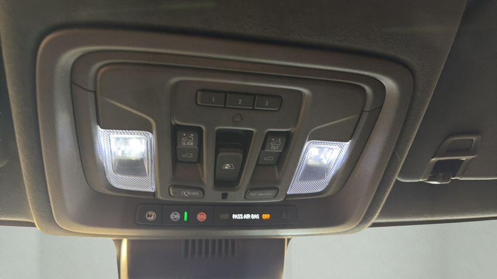 Used 2023 Black GMC Denali Ultimate image 21