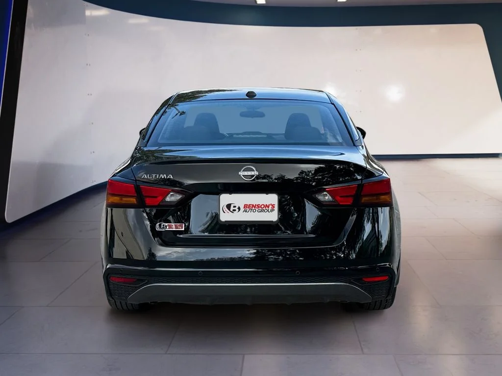 New 2026 Black Nissan 2.5 SV image 4