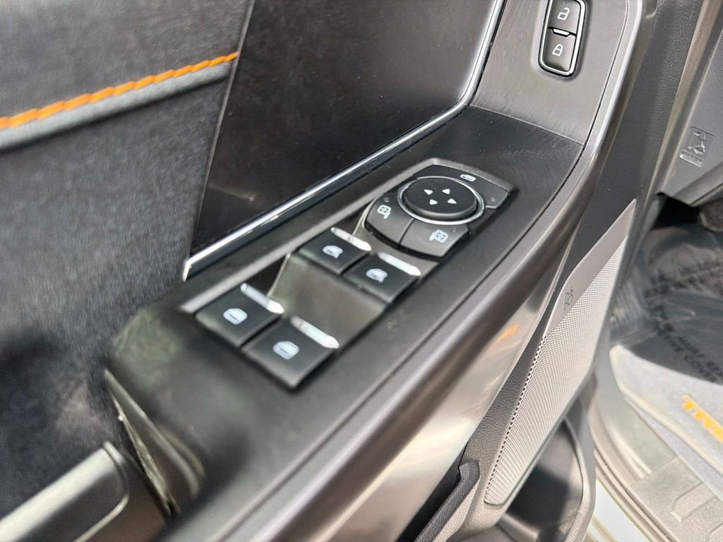 Used 2025 Silver Ford Tremor image 19