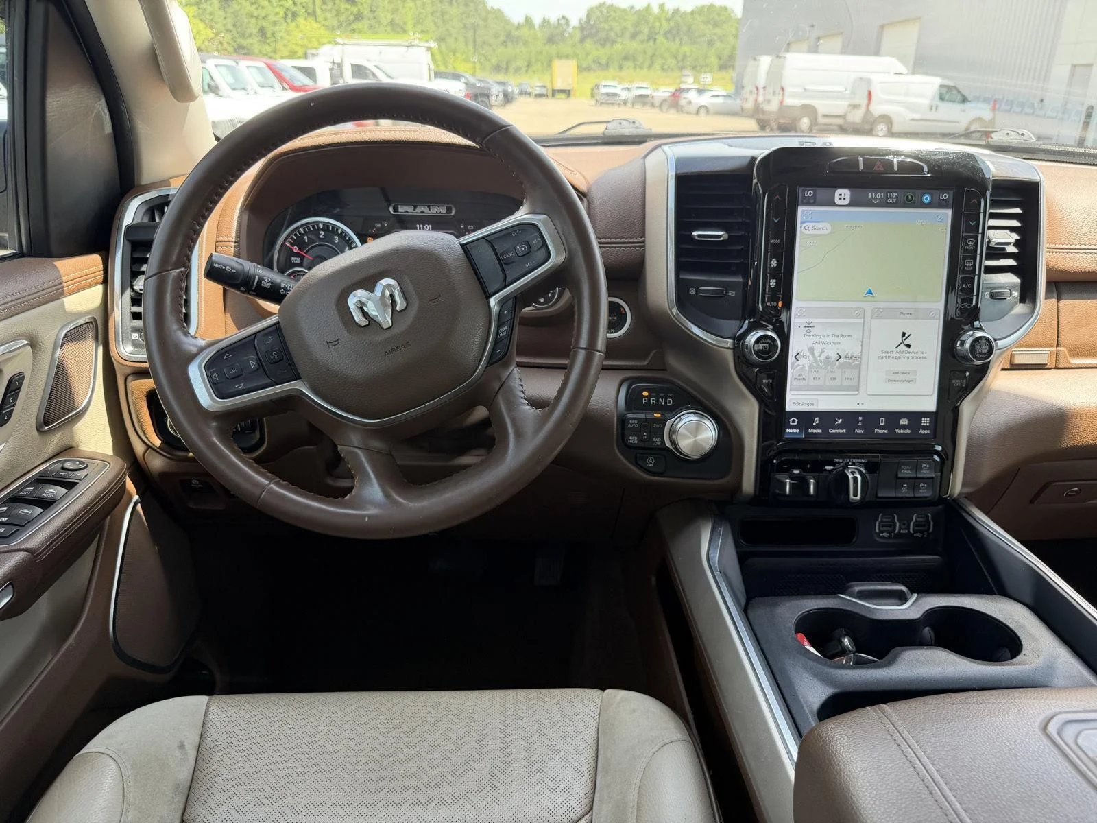 Used 2022 Diamond Black Crystal Pearlcoat Ram Laramie image 8