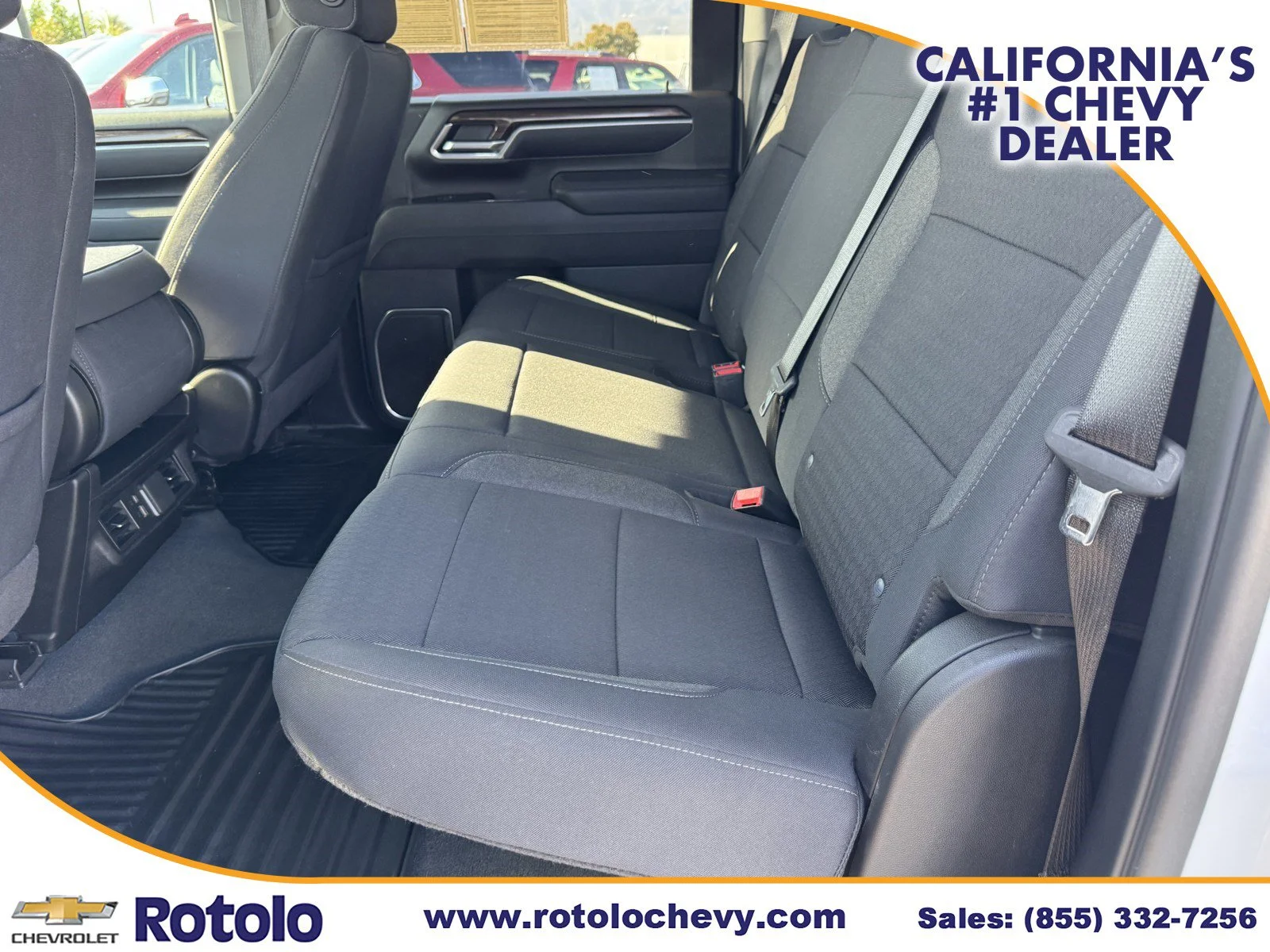 Used 2025 Summit White Chevrolet LT image 16