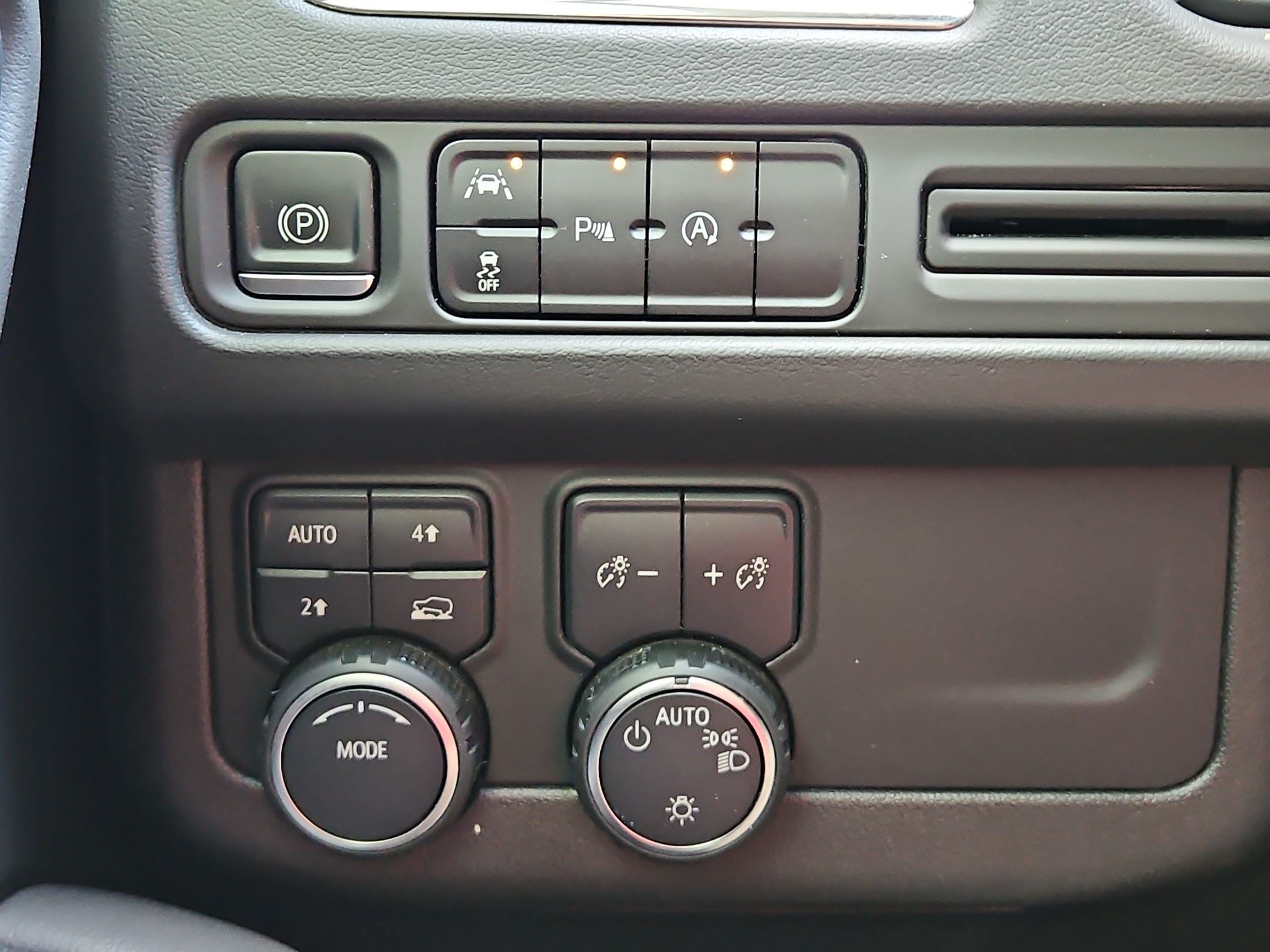 Certified Used 2023 STERLING GRAY METALLIC Chevrolet RST image 24
