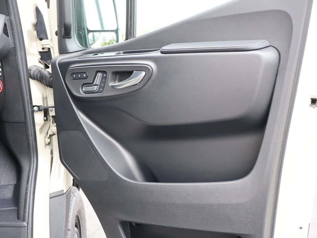 New 2026 Pebble Gray Mercedes-Benz Cargo 144 WB image 14