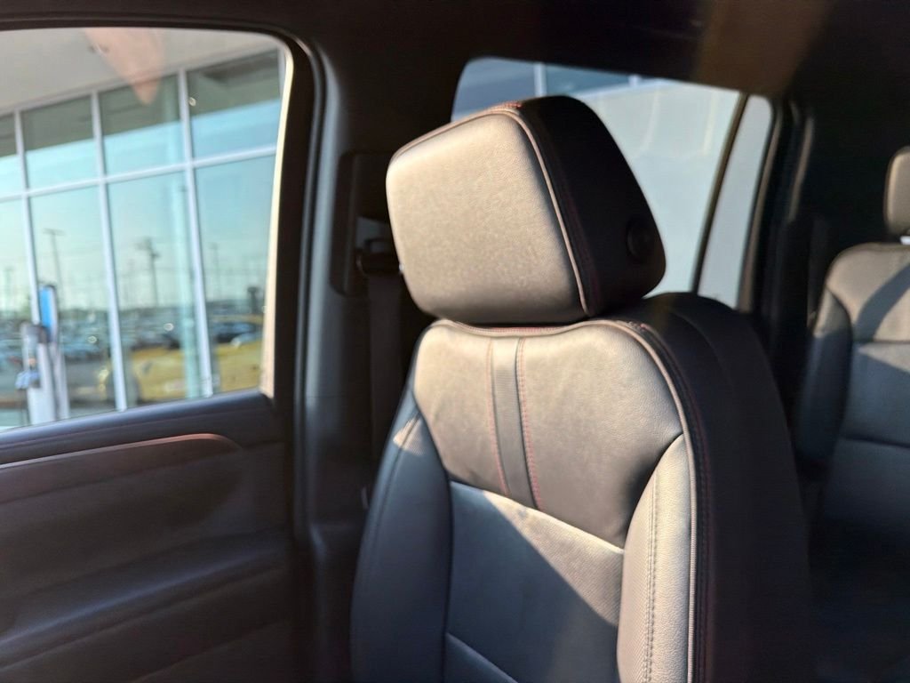 Used 2022 Beige Chevrolet RST image 24