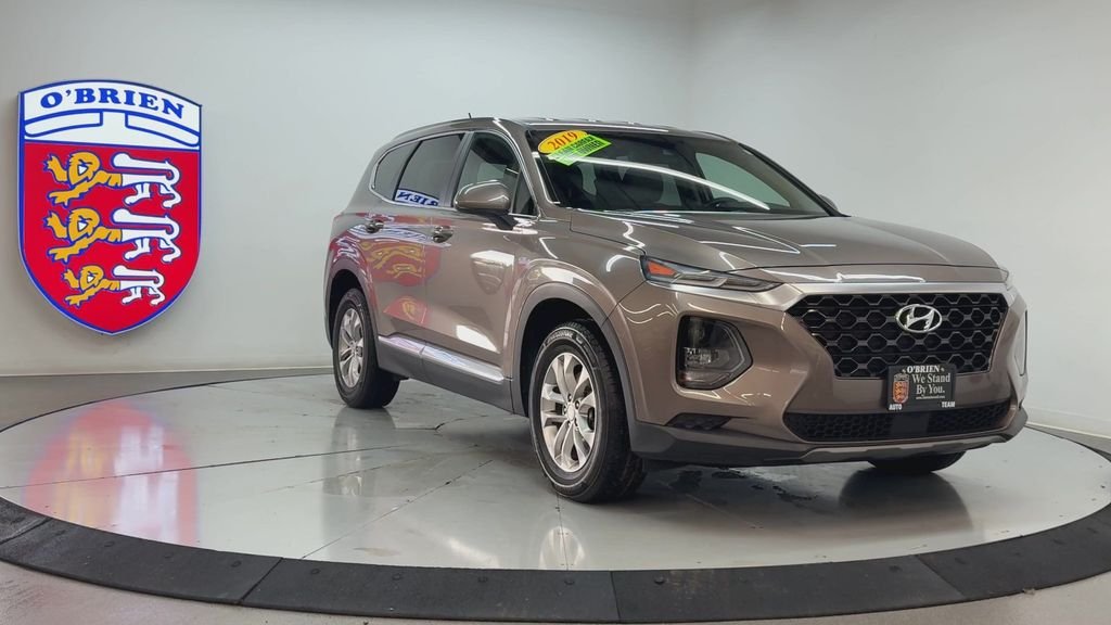Used 2019 Hyundai Santa Fe SE with VIN 5NMS23AD9KH020028 for sale in Bloomington, IL
