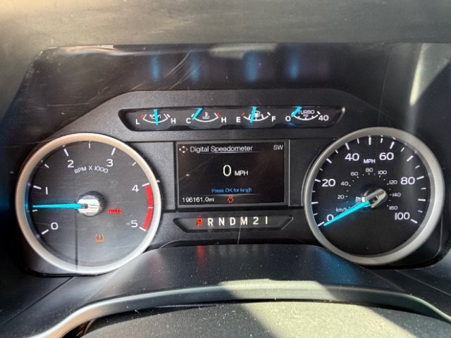 Used 2019 White Ford XLT image 17