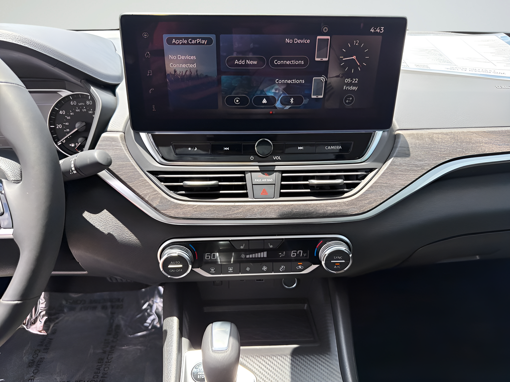 New 2026 White Nissan 2.5 SV image 18