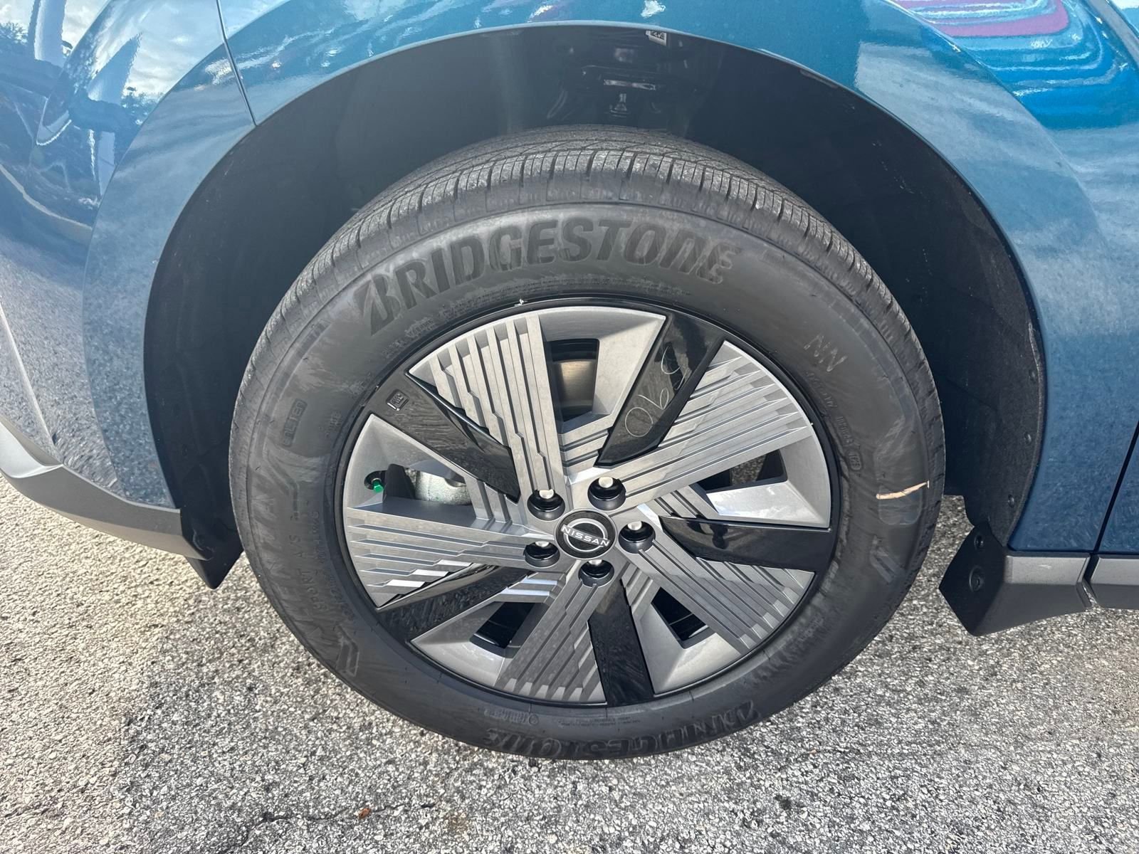 2025 Nissan Murano SL - Photo 12