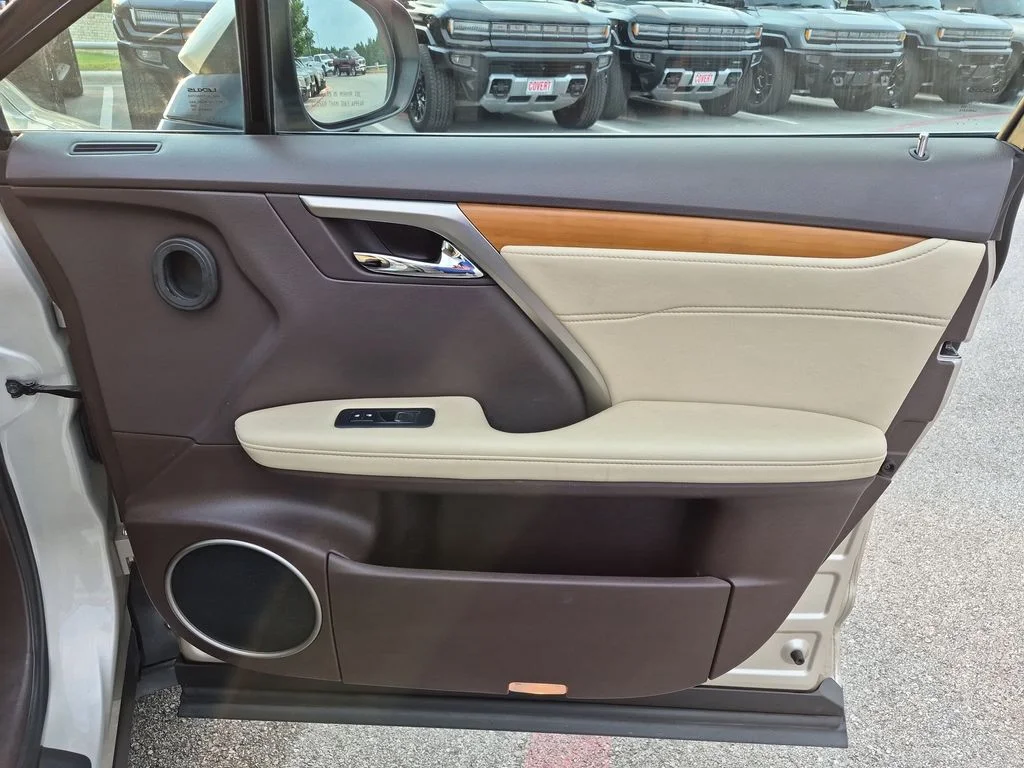 Used 2018 Beige Lexus 350 image 39