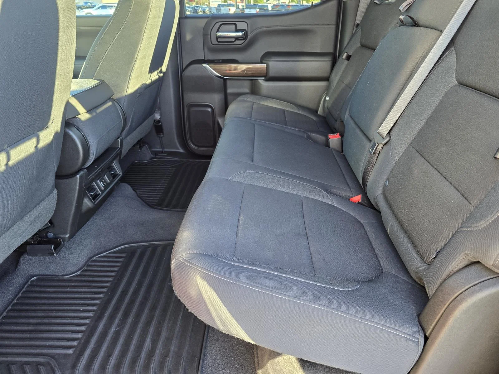 Used 2019 CAJUN RED TINTCOAT Chevrolet RST image 10